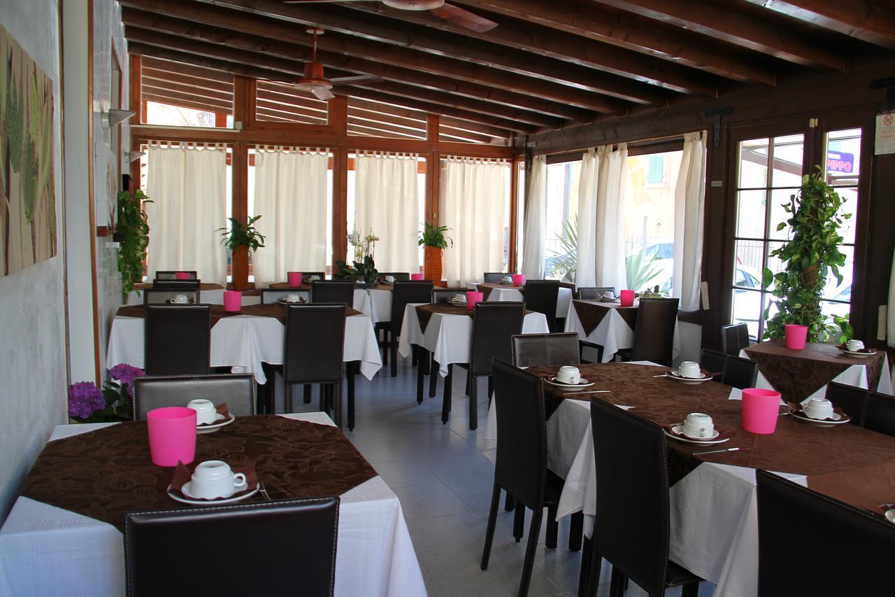 Albergo Al Pescatore Brenzone sul Garda Eksteriør bilde