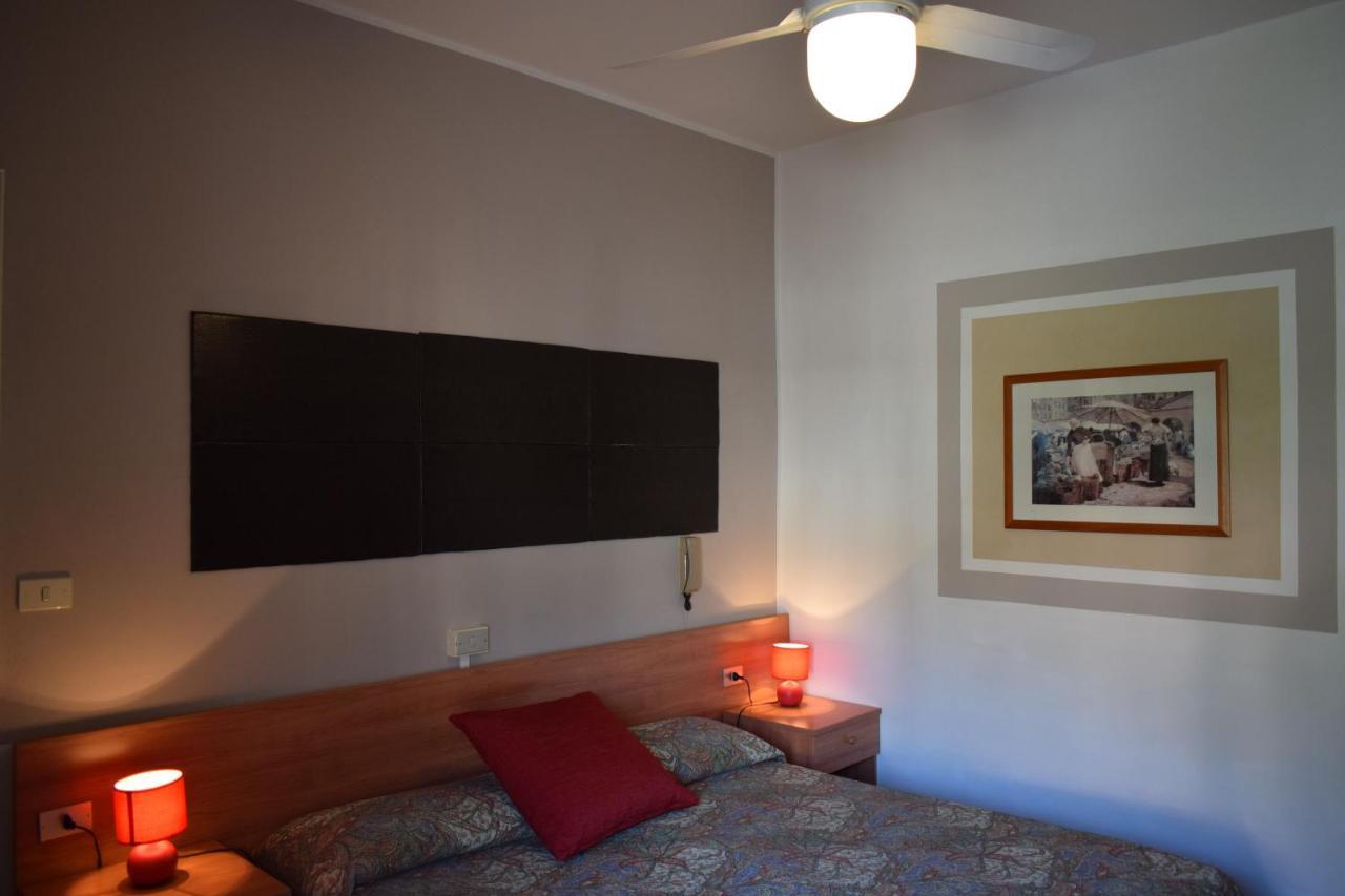 Albergo Al Pescatore Brenzone sul Garda Eksteriør bilde